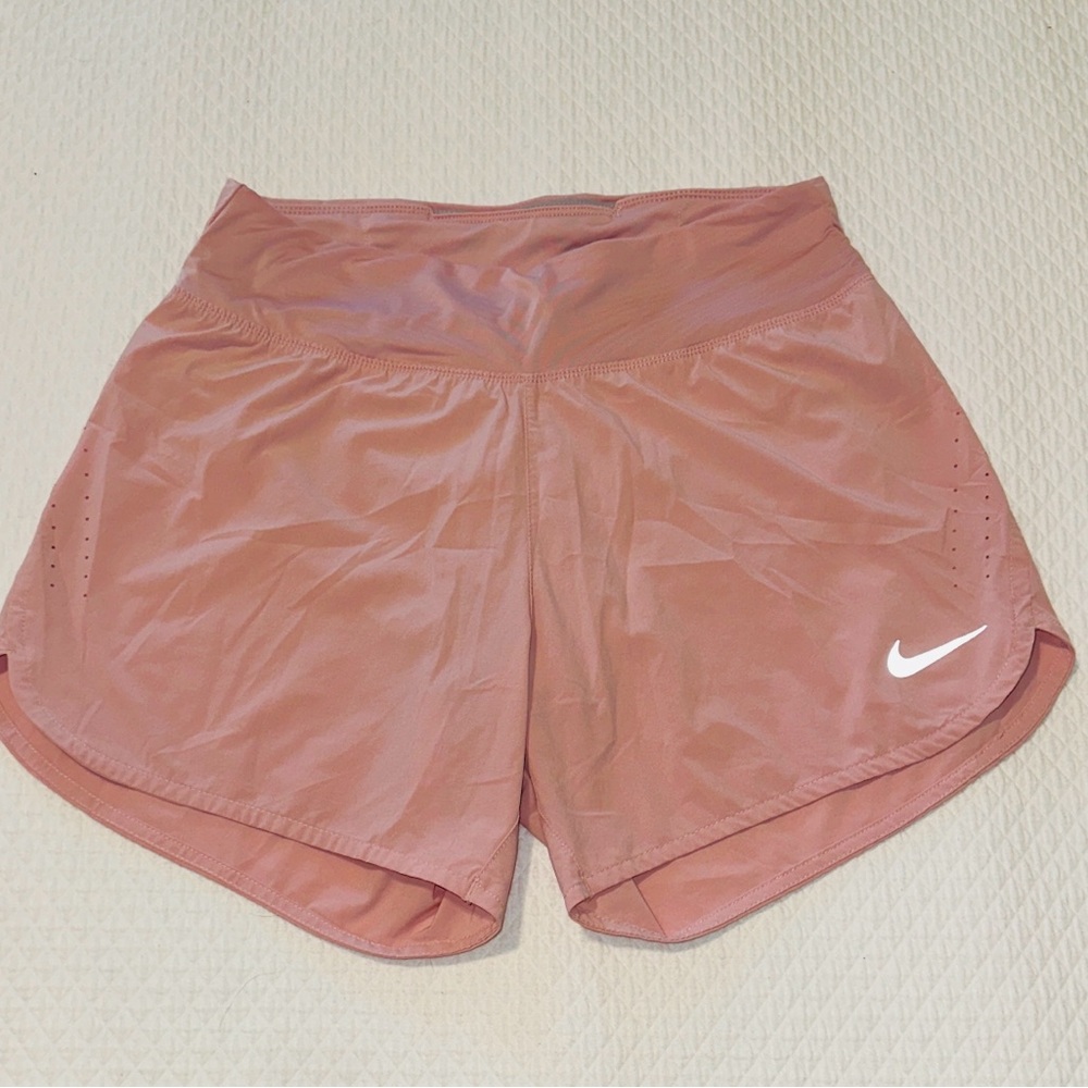 Nike Women's Dusty Rose Athletic Shorts NEW
